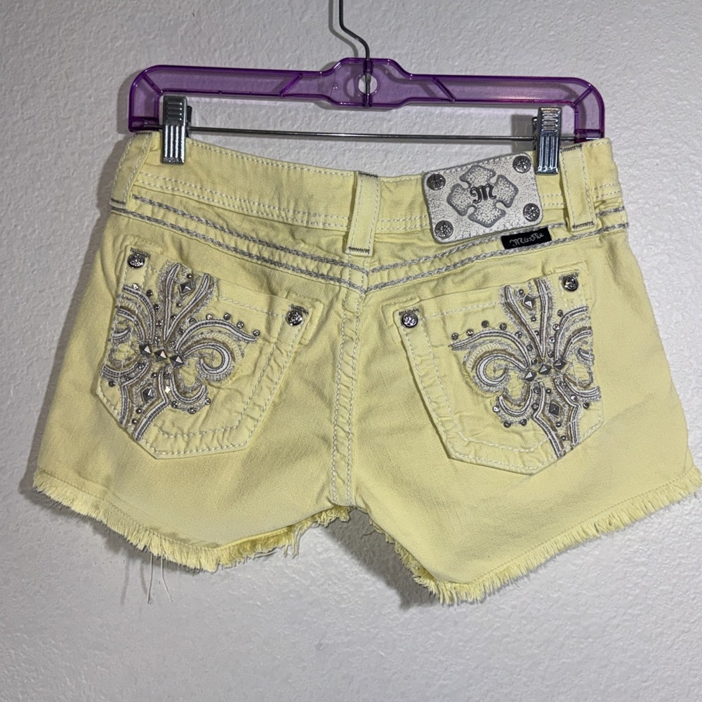 Miss Me Womens Yellow Denim Jean Shorts 26 Rhinestones Embellished Y2K Rave